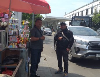 Giat Rutin satuan Pamong Praja Kecamatan Tamansari Jakarta Barat