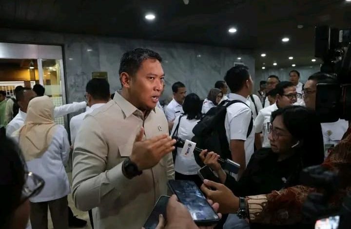 Wamentan Sudaryono Pastikan Tindak Tegas Pelaku yang Rugikan Peternak Ayam dan Telur