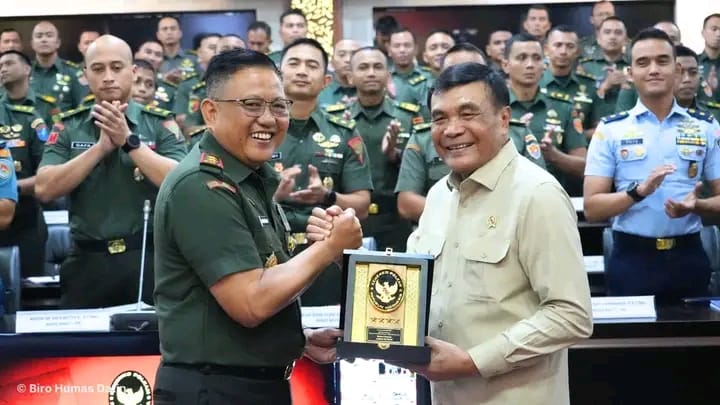 Melalui Gurindam Dua Belas, Menko Polkam Ajak Pasis SeskoAD Menjadi Pemimpin Teladan dan Adil kepada Rakyat