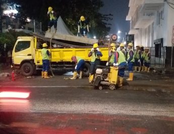 Dinas Bina Marga Lakukan Peninggian Jalan Setebal 20 Cm