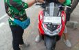 Wartawati Tajukreportase.com Berikan Sarapan Pagi dan Edukasi kepada Ojol