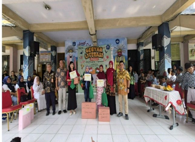 Apical Dorong Budaya Literasi Bersama Guru Siswa dan Orang Tua di Marunda