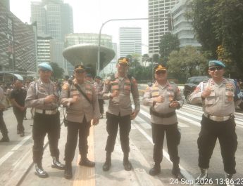 Polsek Menteng Kawal Aksi Demo Secara Humanis, Situasi Aman dan Tertib