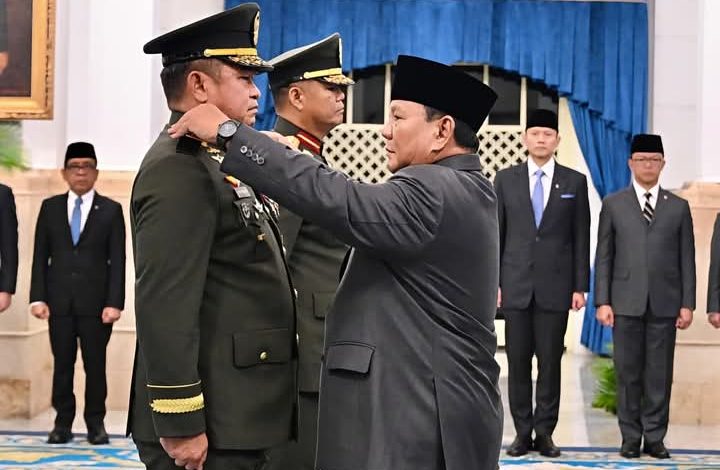 Presiden Prabowo Lantik Maruli Simanjuntak sebagai Wakil Panglima TNI dan Tandyo Budi Revita sebagai KSAD