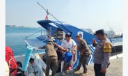 Layanan Polisi 110, Strong Point Polres Kepulauan Seribu Berikan Pelayanan Humanis di Dermaga