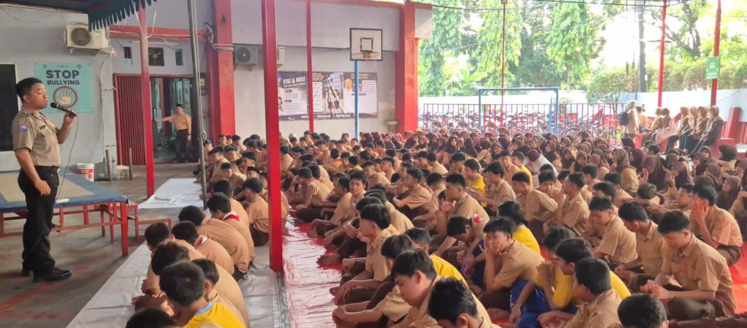 Polsek Bekasi Barat Sosialisasikan Penerimaan Siswa SMA Kemala Taruna Bhayangkara