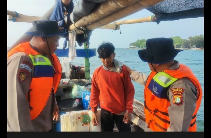Layanan Polisi 110, Satpolairud Polres Kepulauan Seribu Kunjungi Nelayan dan Imbau Waspada Cuaca Buruk