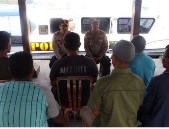 Jumat Curhat di Pulau Tidung, Polri Dekatkan Layanan 110 dan Ajak Warga Tingkatkan Kewaspadaan di Laut